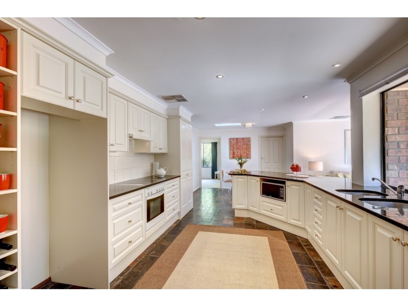 16 Sandercock Road, Crafers SA 5152