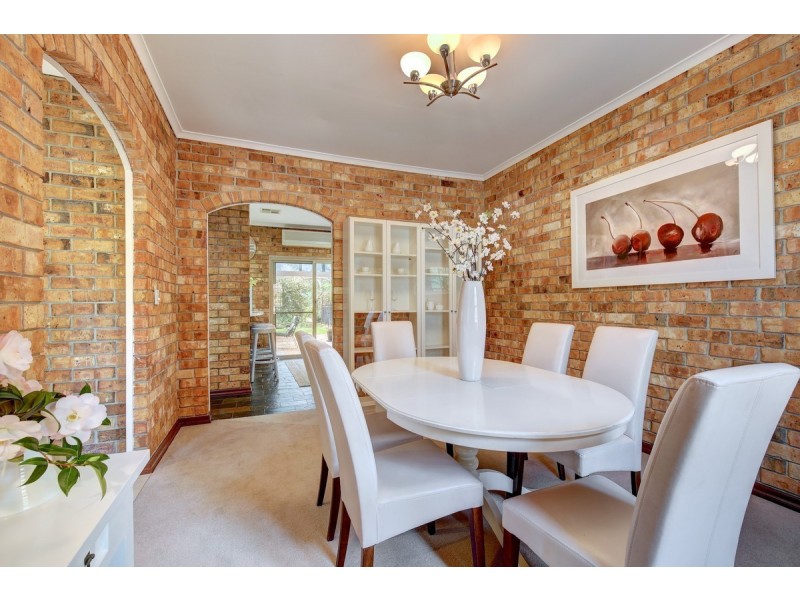 70 Emmett Road, Crafers West SA 5152