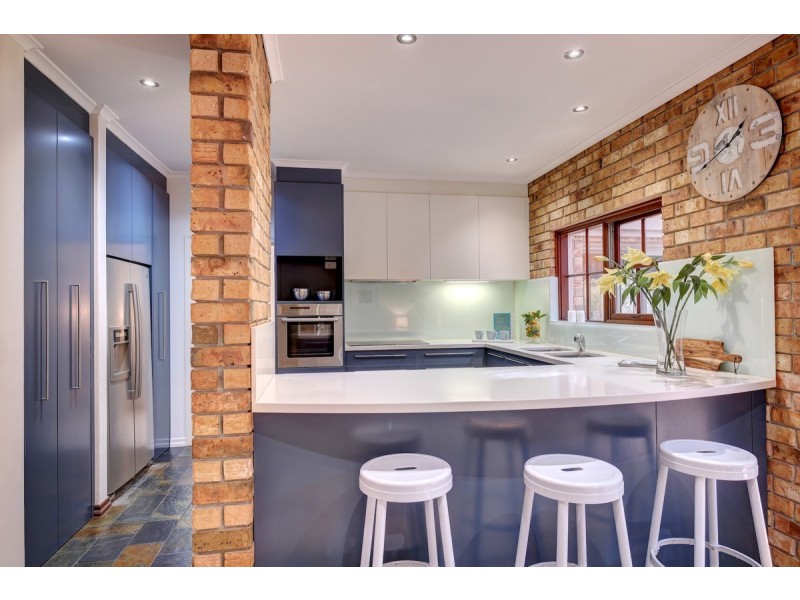 70 Emmett Road, Crafers West SA 5152