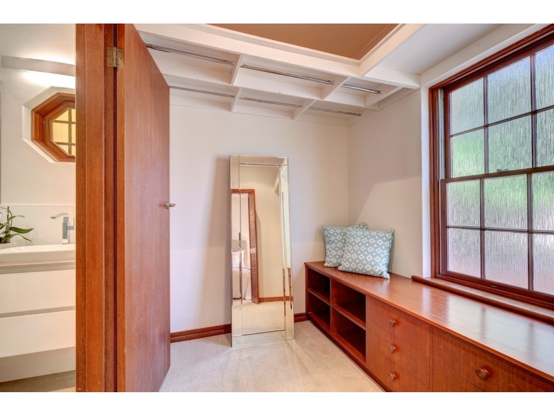 70 Emmett Road, Crafers West SA 5152