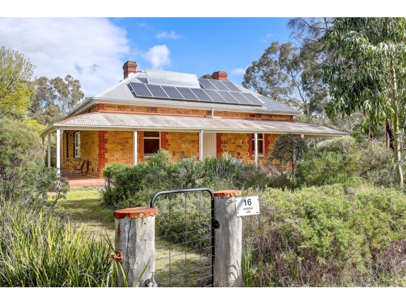16 Cockatoo Lane, Chandlers Hill SA 5159