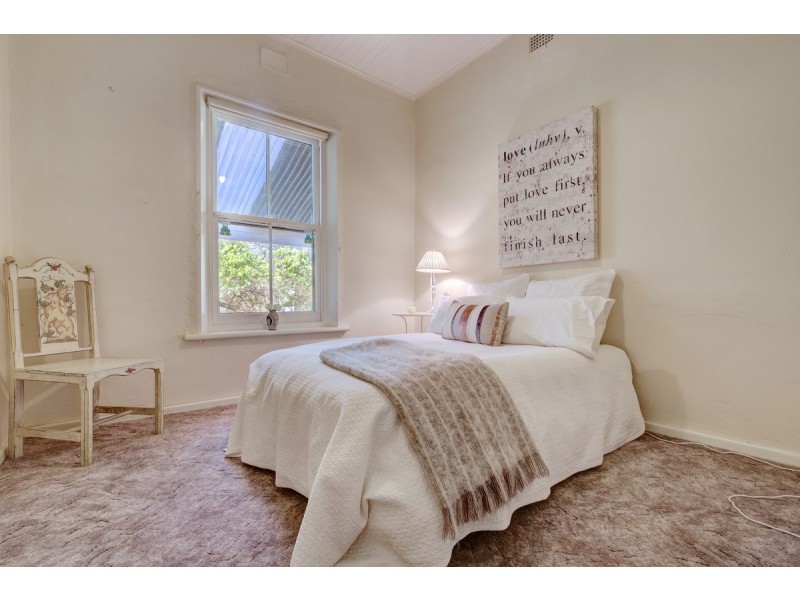 16 Cockatoo Lane, Chandlers Hill SA 5159