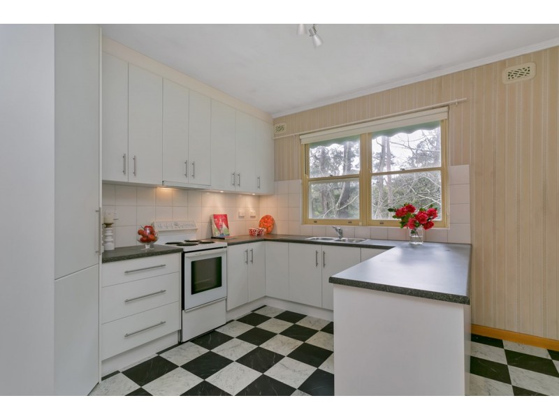 13 Alta Crescent, Stirling SA 5152