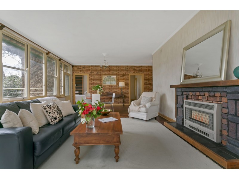 13 Alta Crescent, Stirling SA 5152