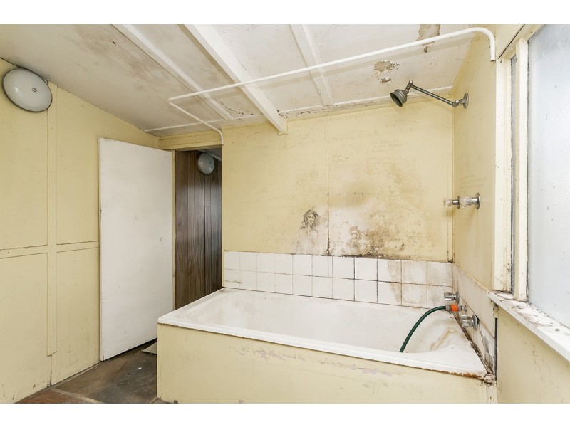 10 Fielding Road, Bridgewater SA 5155