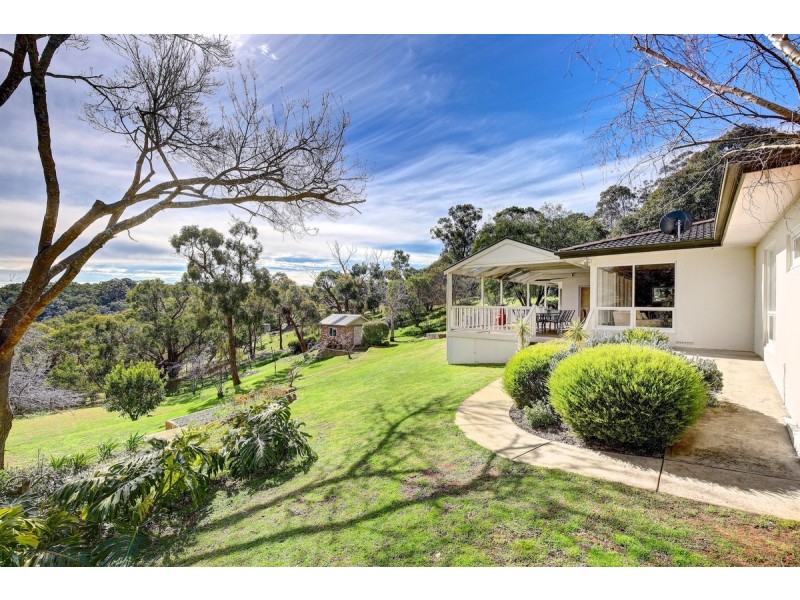 64 Emmett Road, Crafers West SA 5152