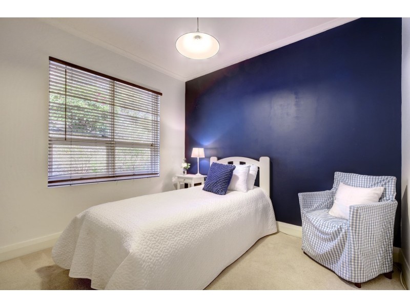 64 Emmett Road, Crafers West SA 5152