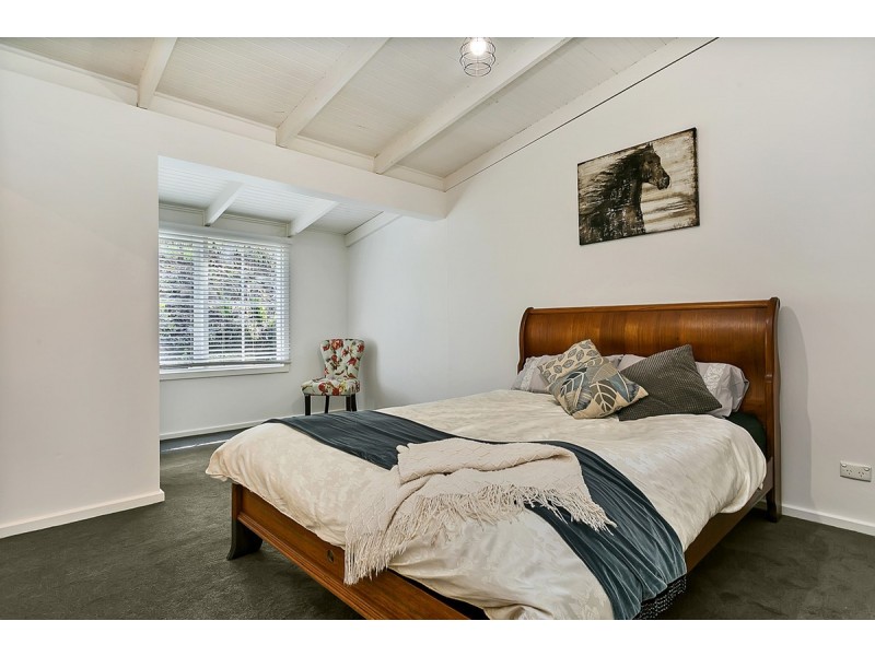 11 Honeysuckle Grove, Bridgewater SA 5155