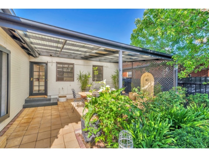 9 Corinda Avenue, Kensington Park SA 5068