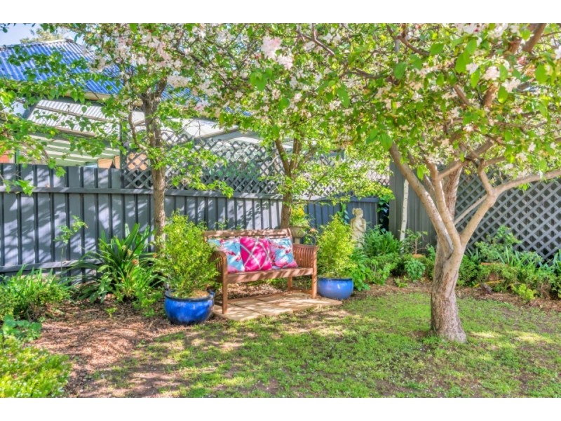 9 Corinda Avenue, Kensington Park SA 5068