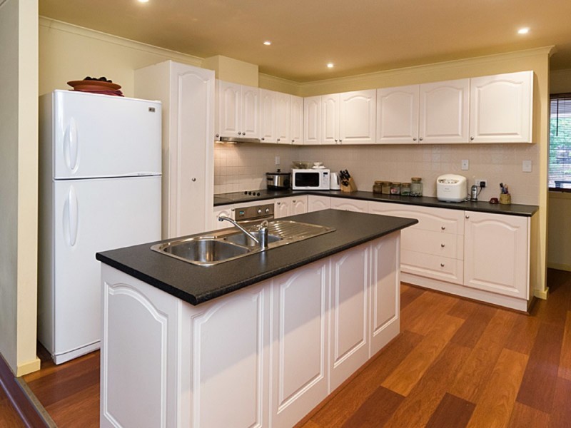 12 Hill View Road, Bridgewater SA 5155