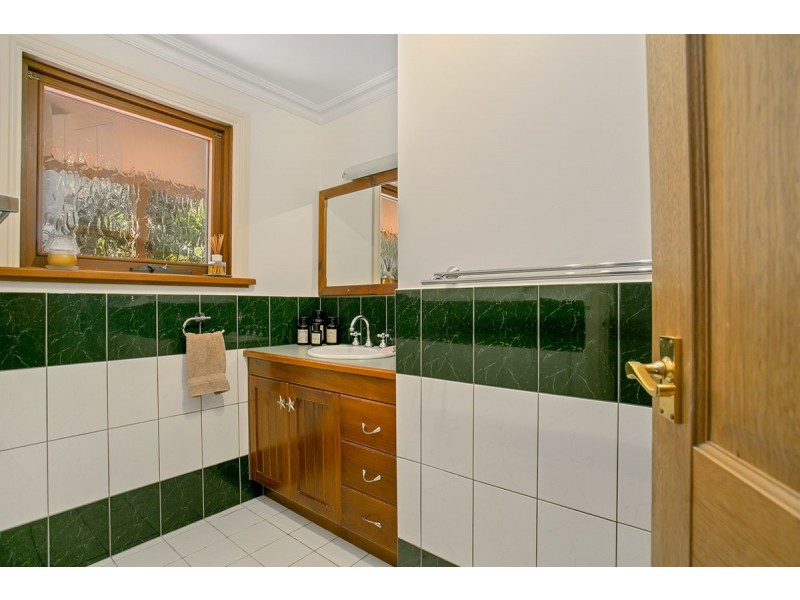 30 Honeysuckle Grove, Bridgewater SA 5155