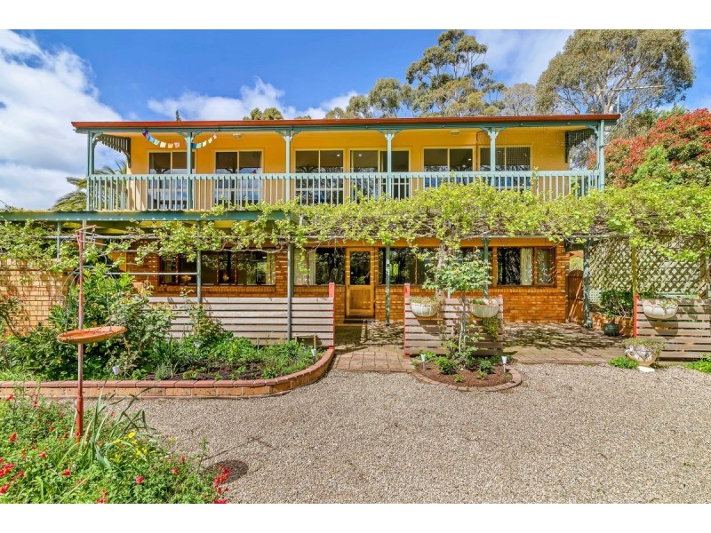 8 Driffield Road, Bridgewater SA 5155