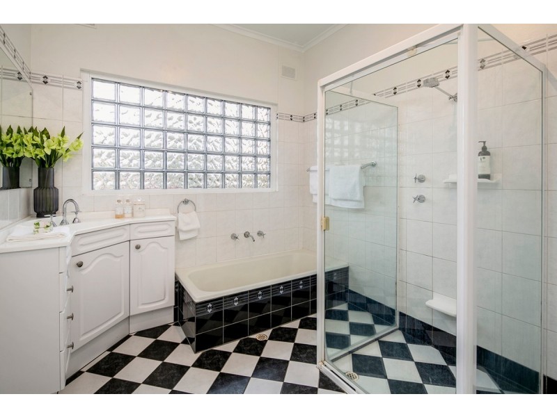 18 Holborn Hill Road, Aldgate SA 5154