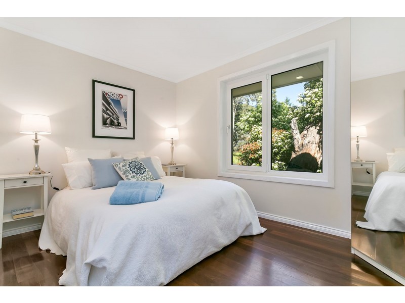 82 Emmett Road, Crafers West SA 5152