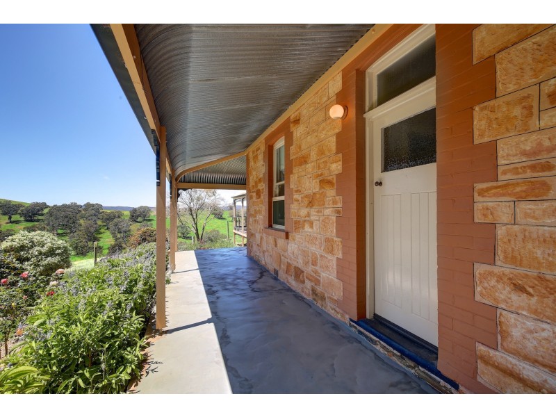 169 Angel Gully Road, Clarendon SA 5157