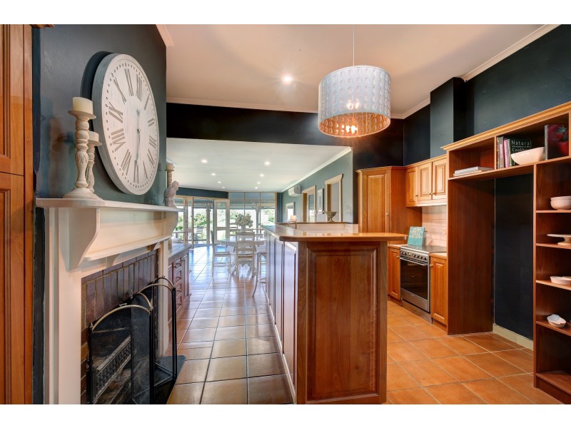 169 Angel Gully Road, Clarendon SA 5157