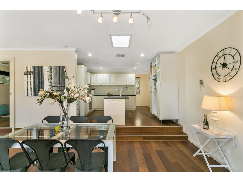 12 Hill View Road, Bridgewater SA 5155