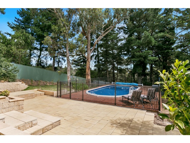 12 Hill View Road, Bridgewater SA 5155