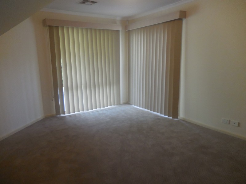 6 Village Court, Aldgate SA 5154