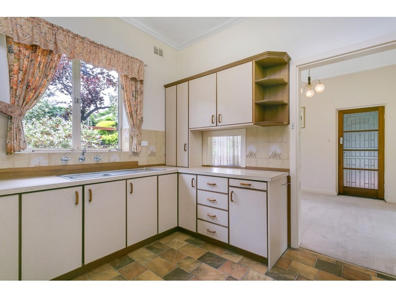 7 Anzac Ridge Road, Bridgewater SA 5155