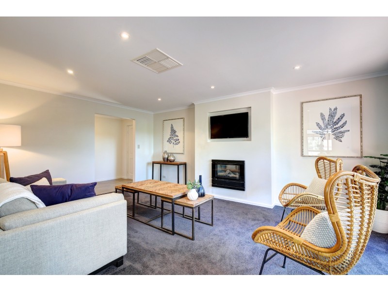 6 Crowsnest Court, Coromandel Valley SA 5051