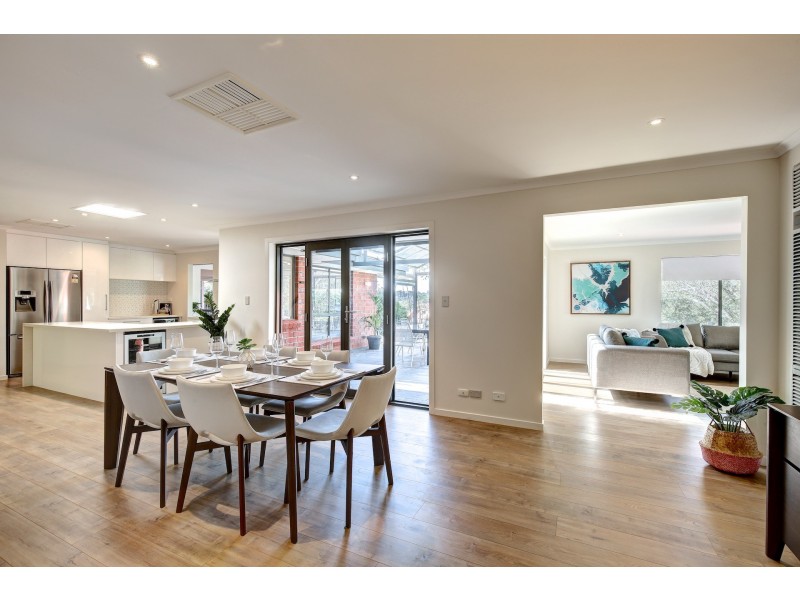 6 Crowsnest Court, Coromandel Valley SA 5051