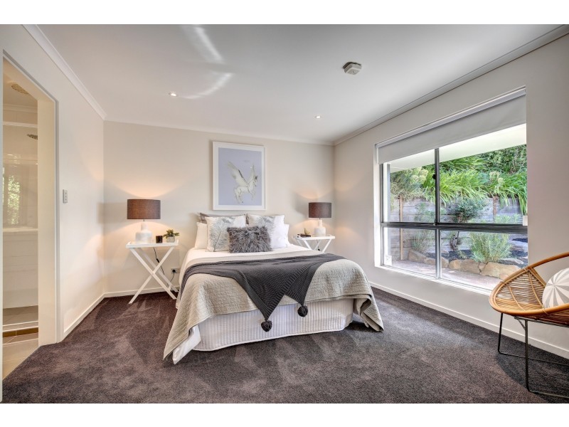 6 Crowsnest Court, Coromandel Valley SA 5051