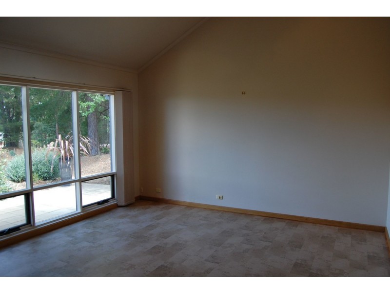 44 Sharps Road, Carey Gully SA 5144