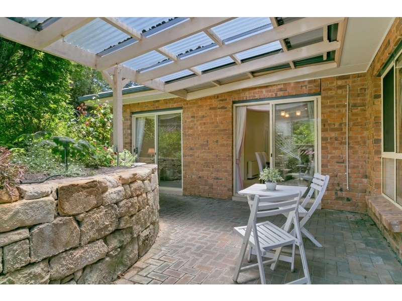 2 Penshurst Place, Stirling SA 5152