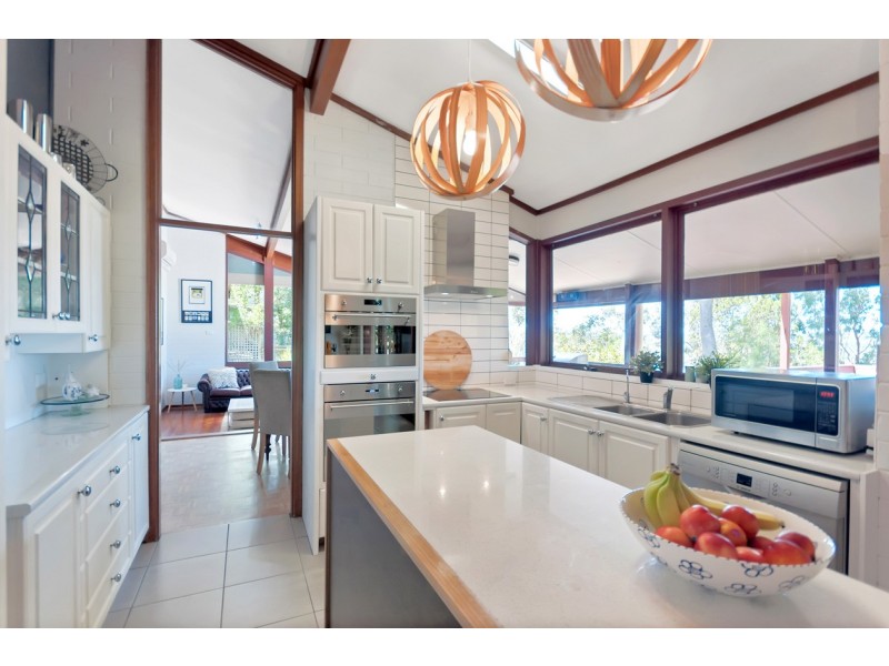 10 Third Avenue, Bridgewater SA 5155