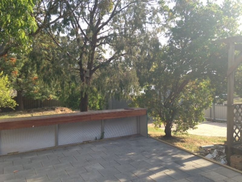 8 Oakdene Crescent, Coromandel Valley SA 5051