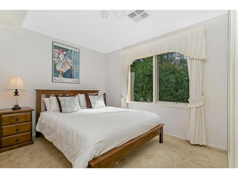 16 Penola Road, Aldgate SA 5154