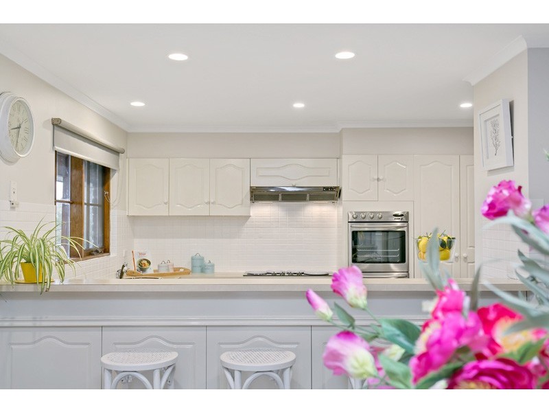 6 Sandercock Road, Crafers SA 5152