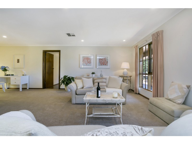6 Sandercock Road, Crafers SA 5152