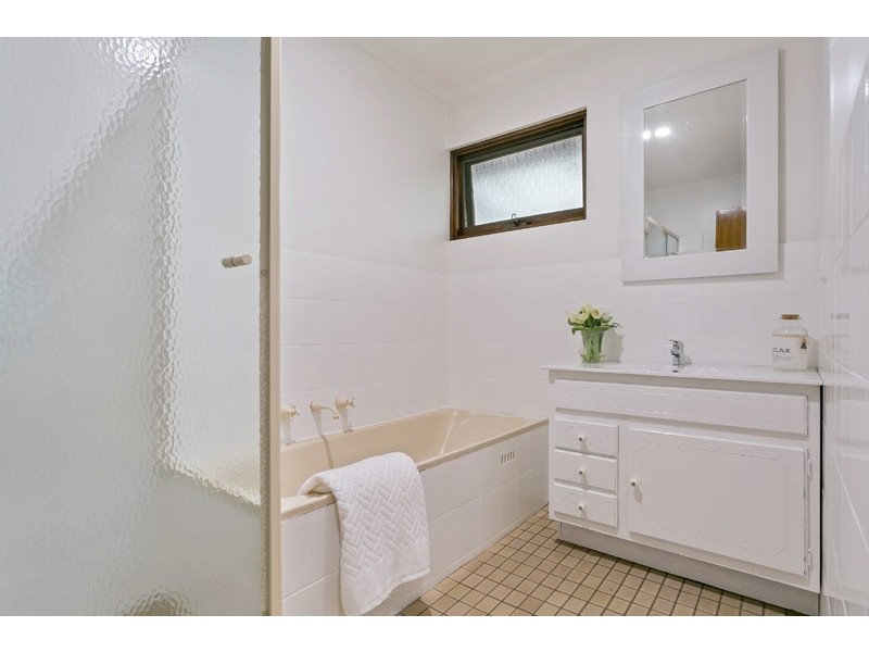 6 Sandercock Road, Crafers SA 5152
