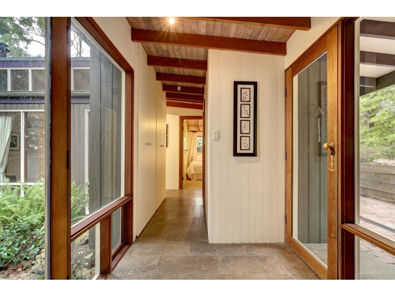 9 Hillcrest Avenue, Crafers West SA 5152