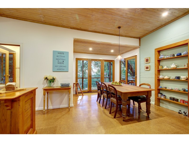 9 Hillcrest Avenue, Crafers West SA 5152