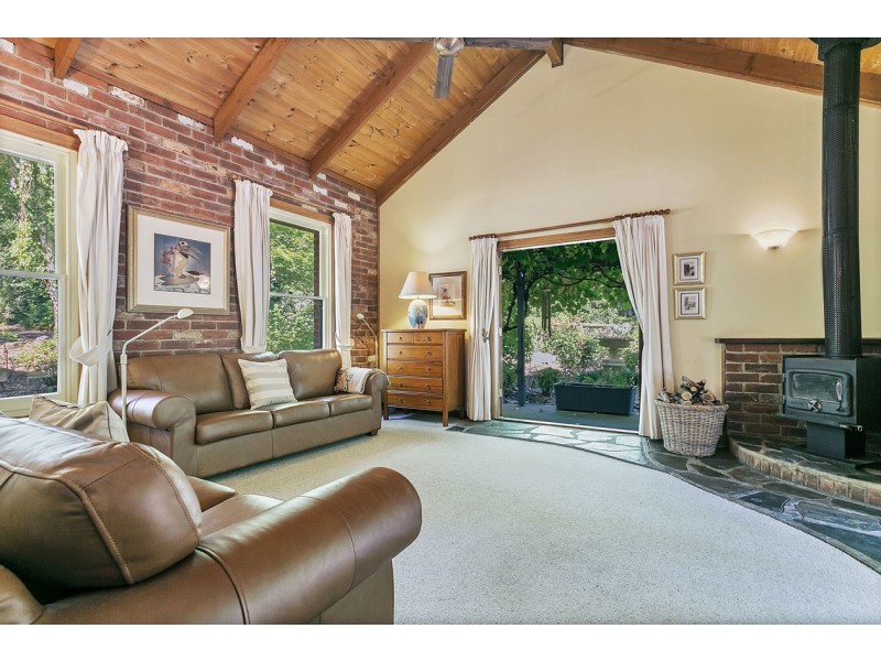 7b Snows Road, Stirling SA 5152