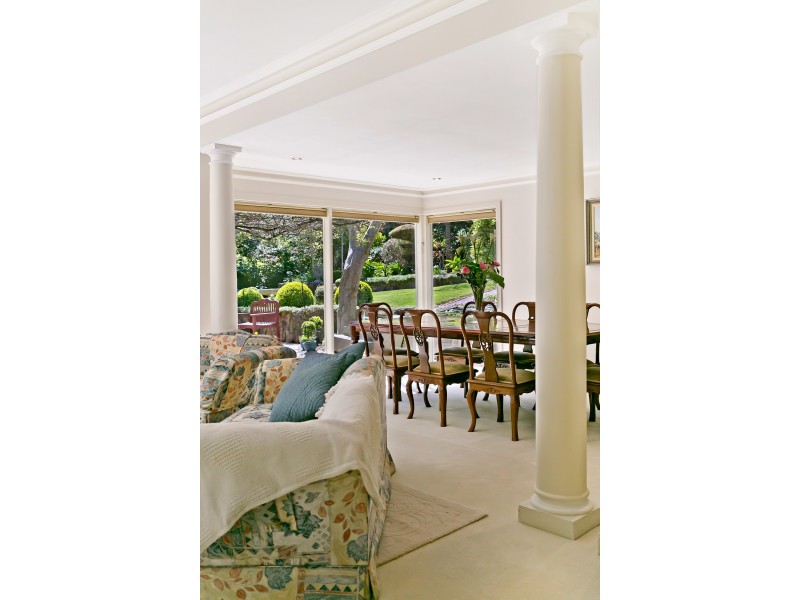 8 Hawthorn Road, Stirling SA 5152