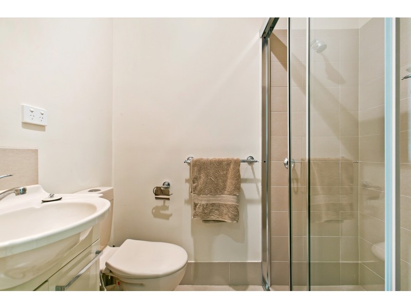 8 Hawthorn Road, Stirling SA 5152