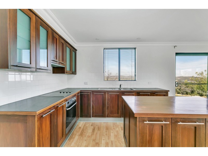 275 Deviation Road, Carey Gully SA 5144