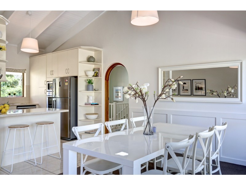 27 Charlick Road, Crafers West SA 5152