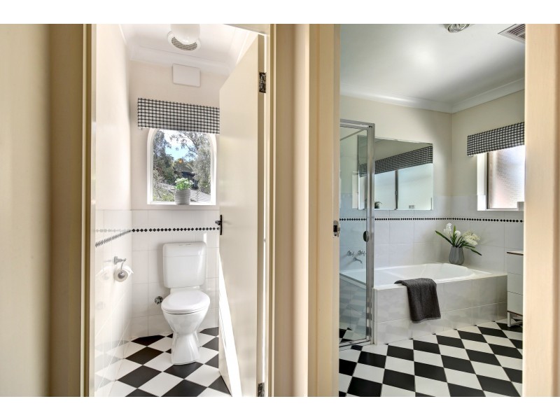 27 Charlick Road, Crafers West SA 5152