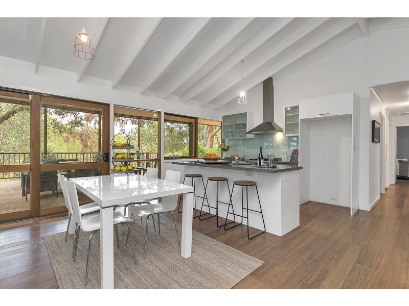 52 Mountford Avenue, Bridgewater SA 5155