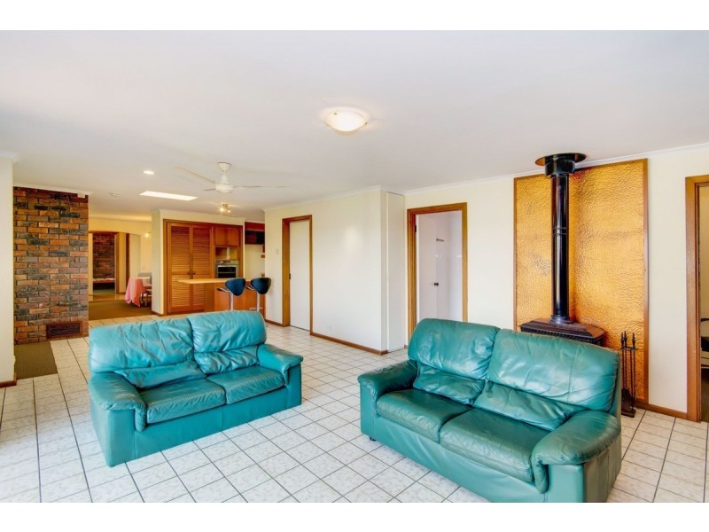 9 Hadleigh Rise, Upper Sturt SA 5156