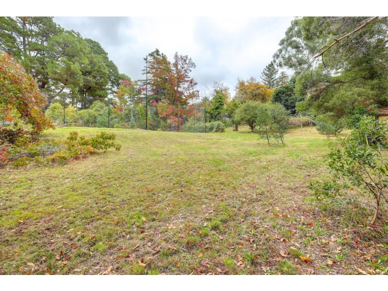 3 White Avenue, Crafers SA 5152