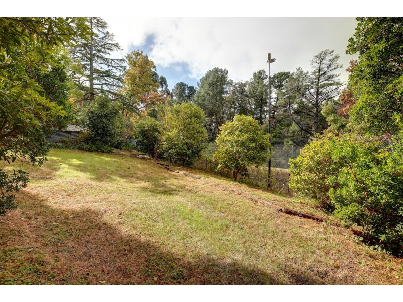 3 White Avenue, Crafers SA 5152