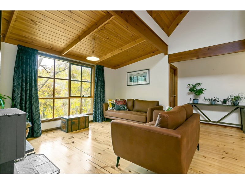 12 Glen Road, Bridgewater SA 5155