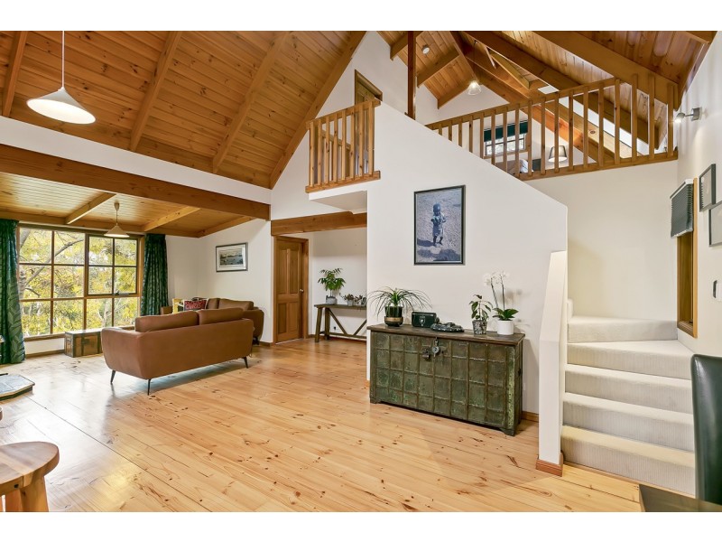 12 Glen Road, Bridgewater SA 5155